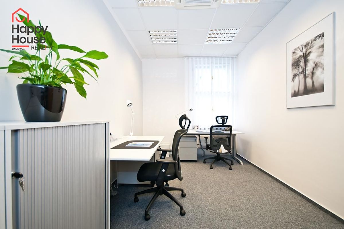 Pronájem kanceláře 666 m²