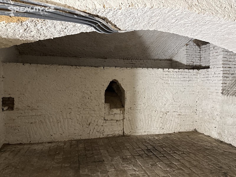 Prodej komerční nemovitosti 160 m², Praha