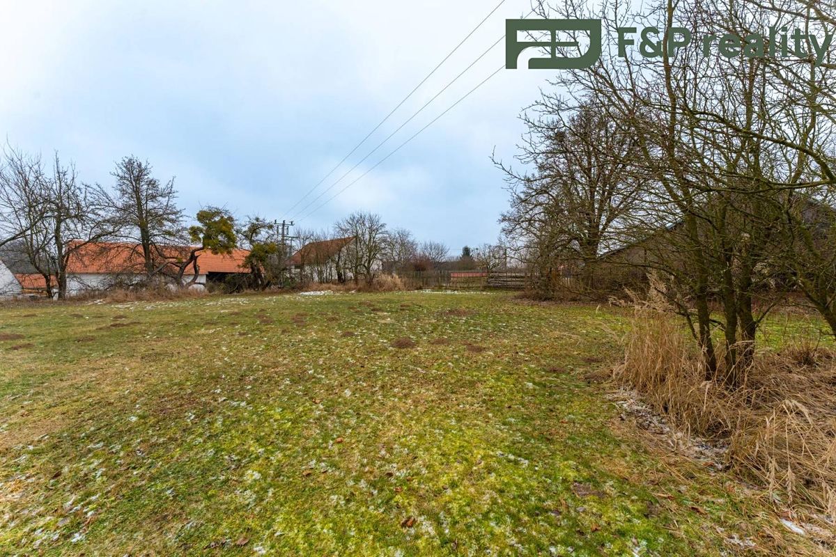 Prodej stavebního pozemku 1400 m²