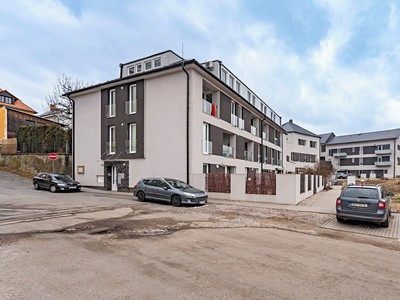 Pronájem bytu 2+kk 43 m²