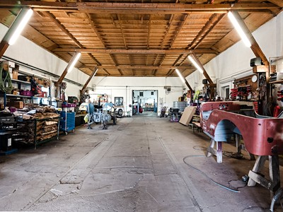 Prodej komerční nemovitosti 900 m² — photo 3
