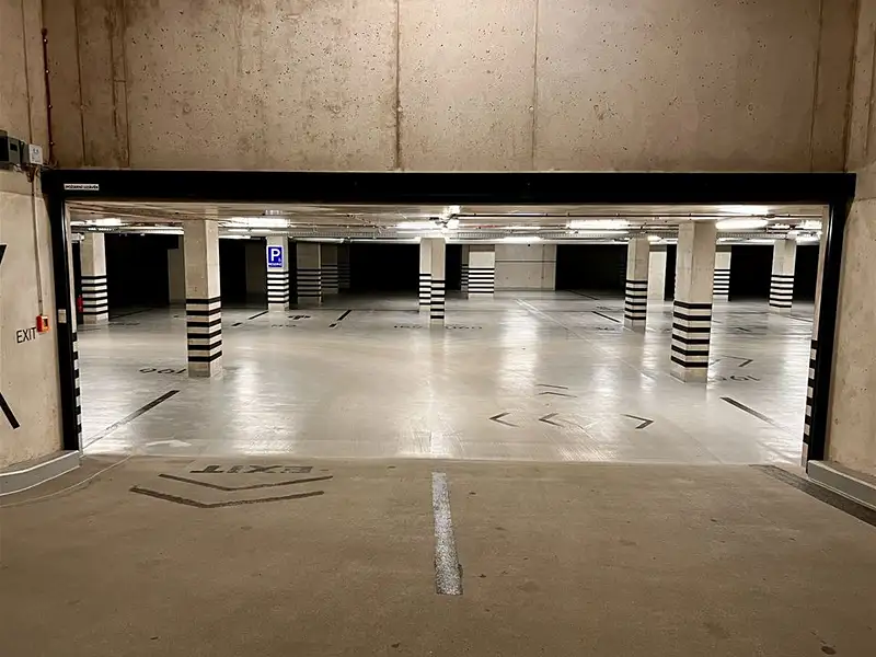 Pronájem garážového stání 14 m², Brno – náhled fotky 3
