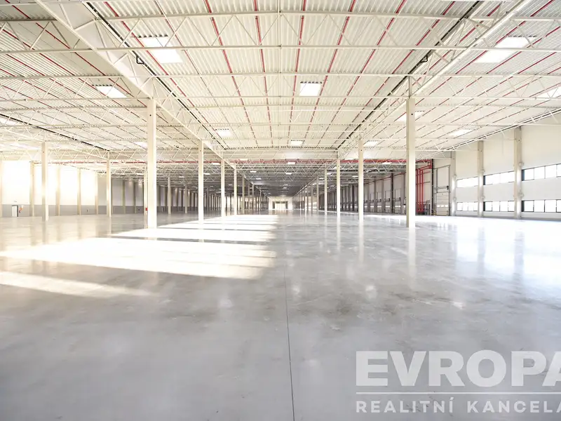Pronájem skladového prostoru 20940 m², Říčany – náhled fotky 3