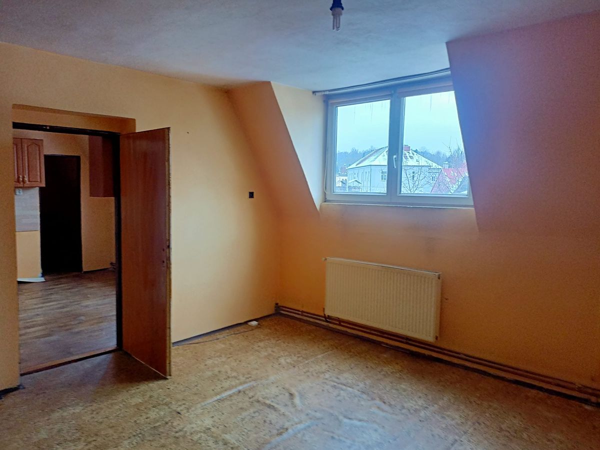 Pronájem bytu 3+1 83 m² – fotografie 2
