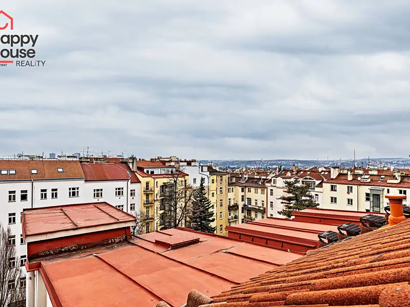 Prodej bytu 2+1 104 m², Praha – náhled fotky 3