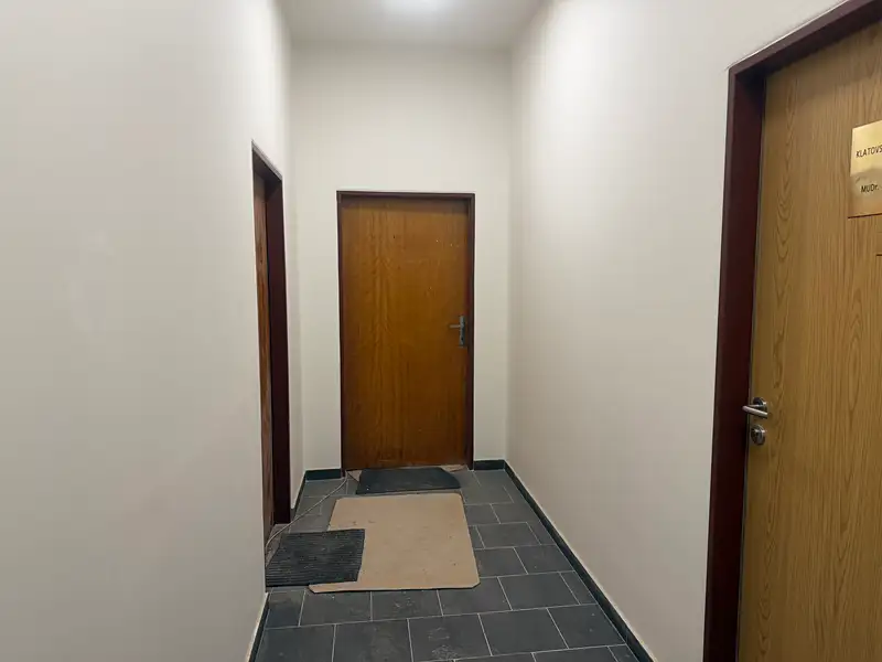 Pronájem ordinace 34 m², Klatovy – náhled fotky 3