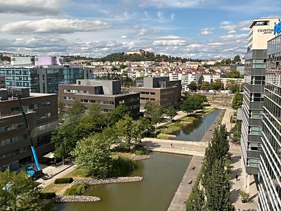 Pronájem kanceláře 936 m²