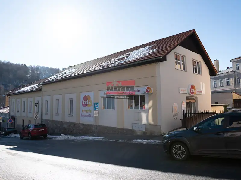 Prodej obchodního prostoru 920 m², Vimperk – náhled fotky 1