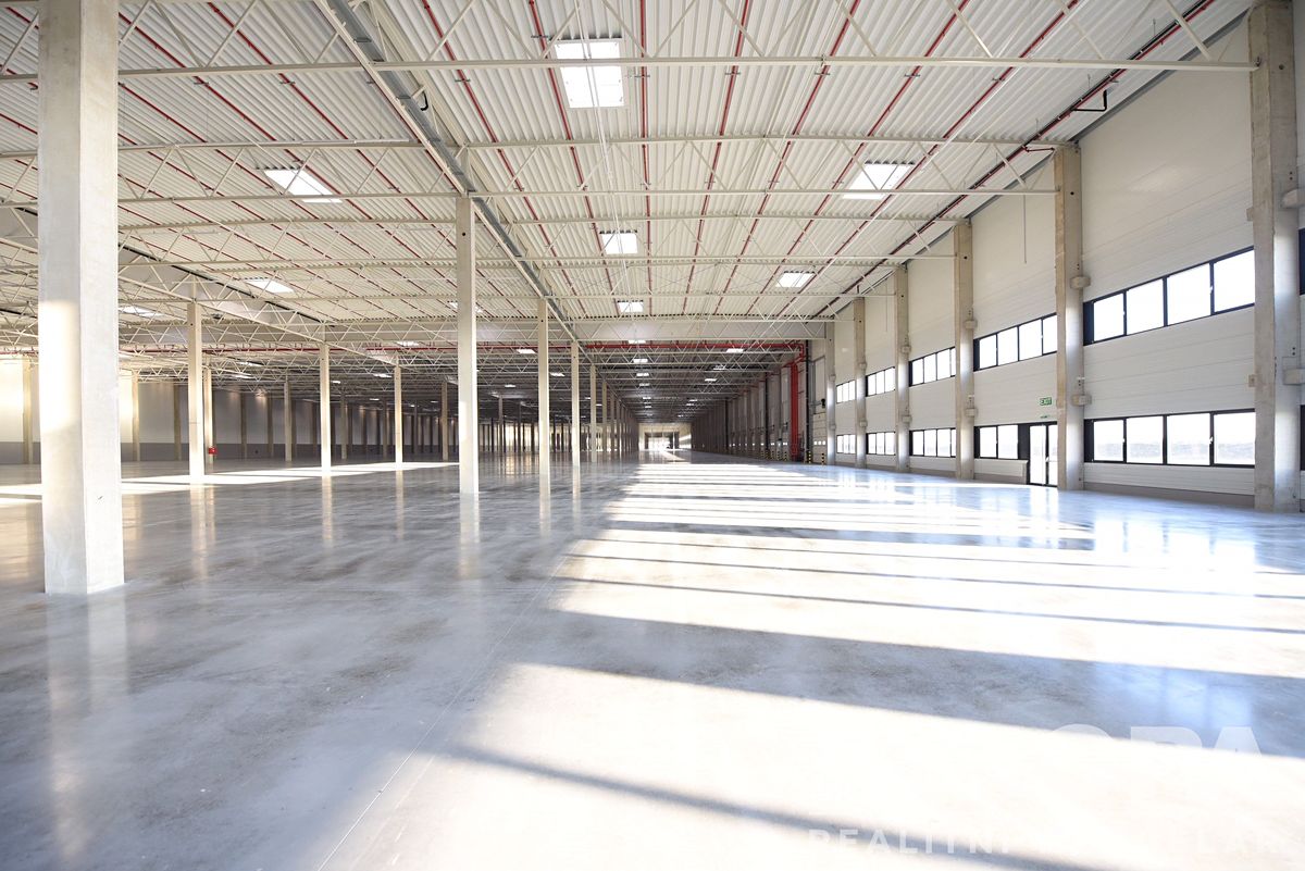 Pronájem skladového prostoru 14707 m² – fotografie 2