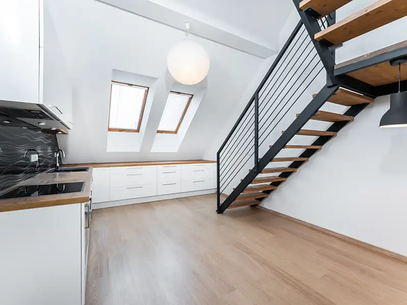 Prodej bytu 2+1 81 m², Praha – náhled fotky 3