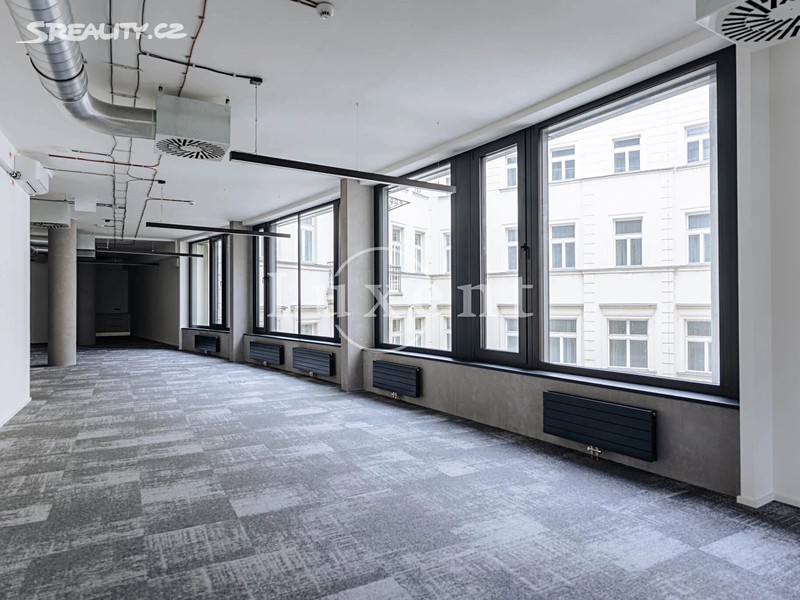 Pronájem kanceláře 105 m² – pohled 2