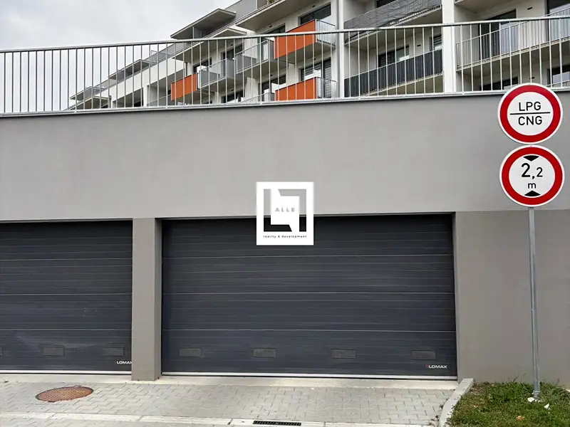 Prodej garážového stání 13 m², Olomouc – náhled fotky 2