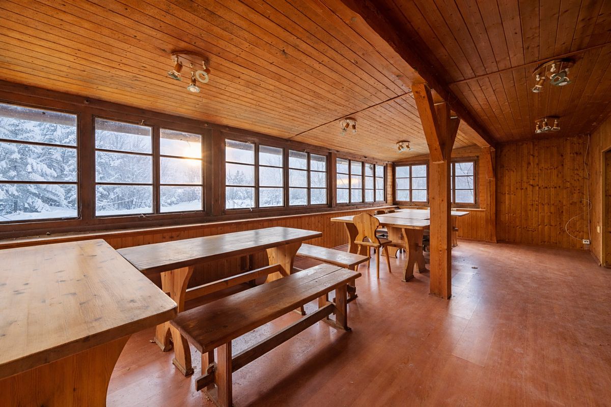 Prodej rodinného domu 500 m², pozemek 4083 m² – fotografie 3
