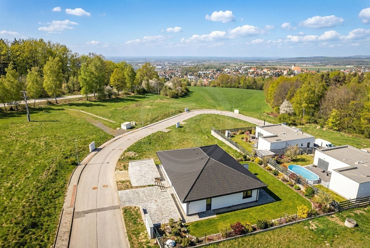 Prodej rodinného domu 73 m², pozemek 350 m² – fotografie 3