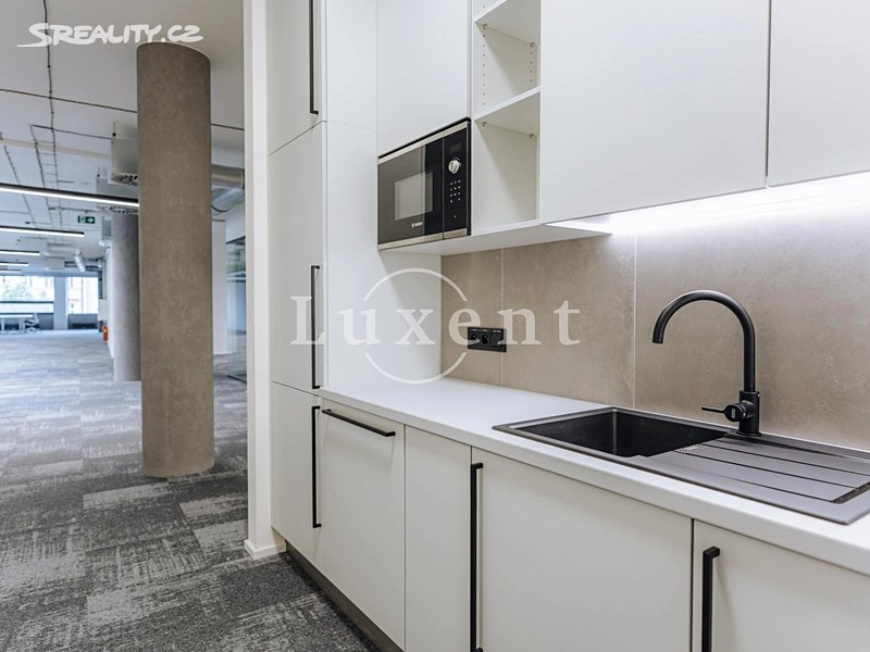 Pronájem kanceláře 105 m² – pohled 5