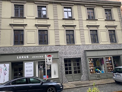 Pronájem obchodního prostoru 49 m² — photo 2