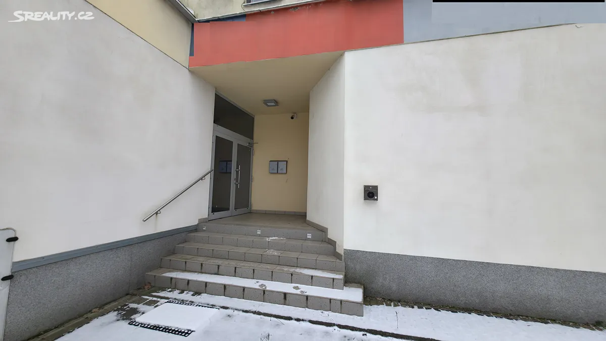 Pronájem výrobní haly, prostoru 99 m² – další