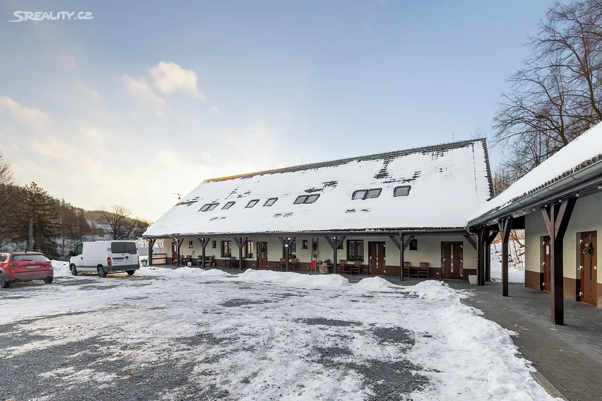 Prodej ubytovacího zařízení 1265 m²