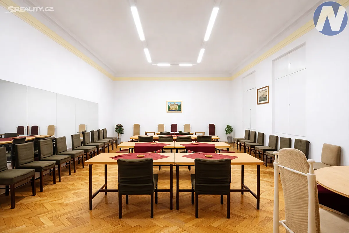 Pronájem kanceláře 57 m²