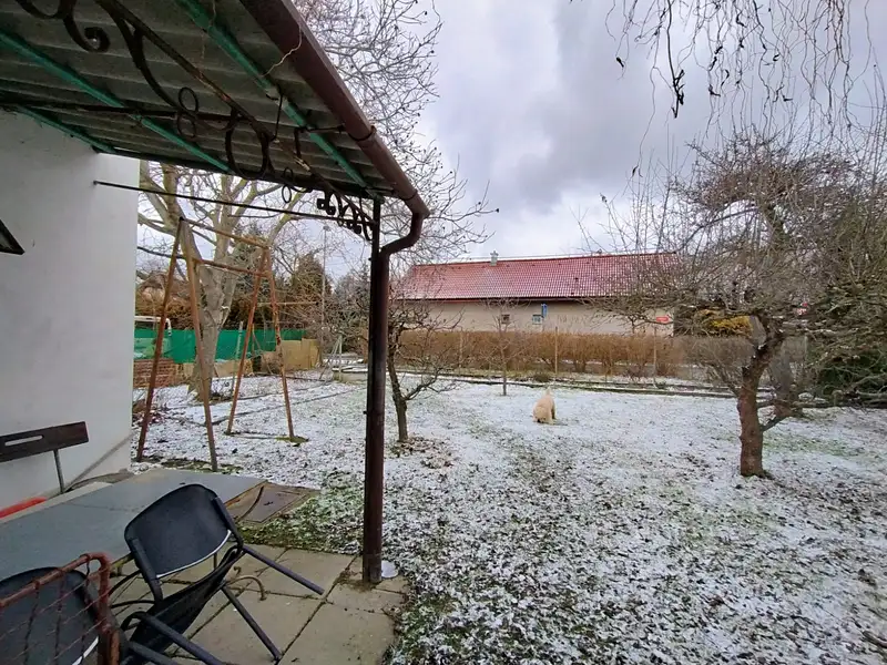 Prodej rodinného domu 207 m², pozemek 746 m², Vestec – náhled fotky 3