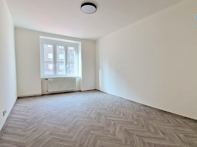 Pronájem bytu 3+kk 80 m²