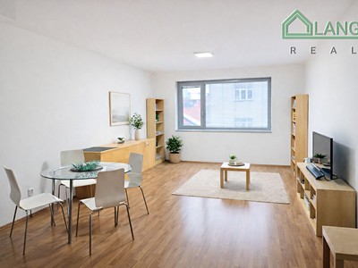 Pronájem bytu 2+kk 60 m²