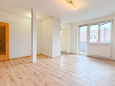Pronájem bytu 1+kk 38 m²
