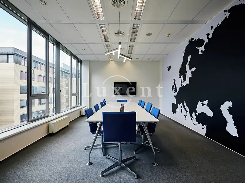 Pronájem kanceláře 516 m², Praha – náhled fotky 3