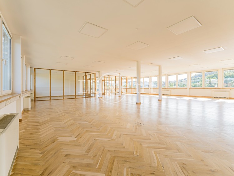 Комерційне приміщення в оренду, 257 м² (16 з 30)