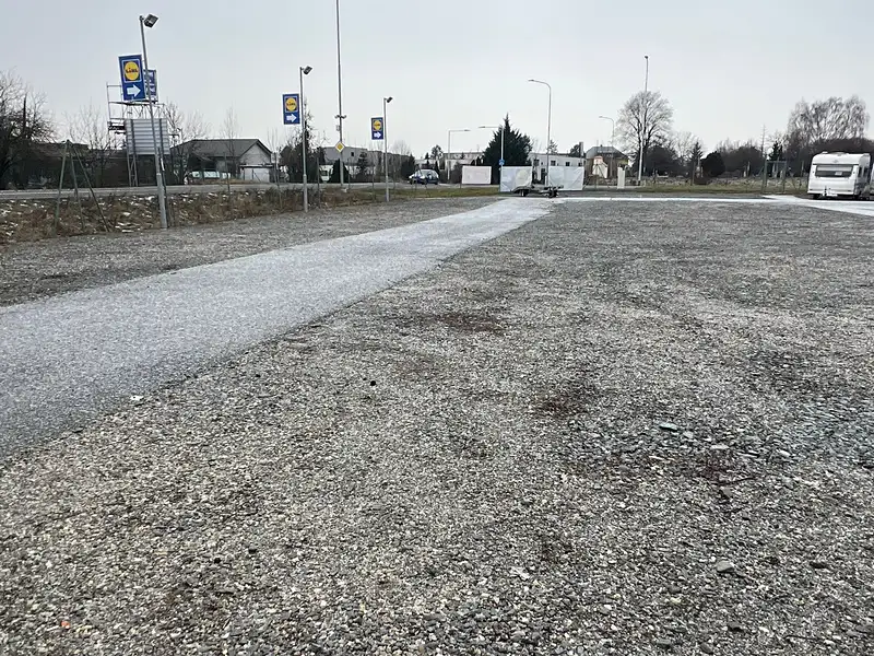 Pronájem komerčního pozemku 2100 m², Olomouc – náhled fotky 2
