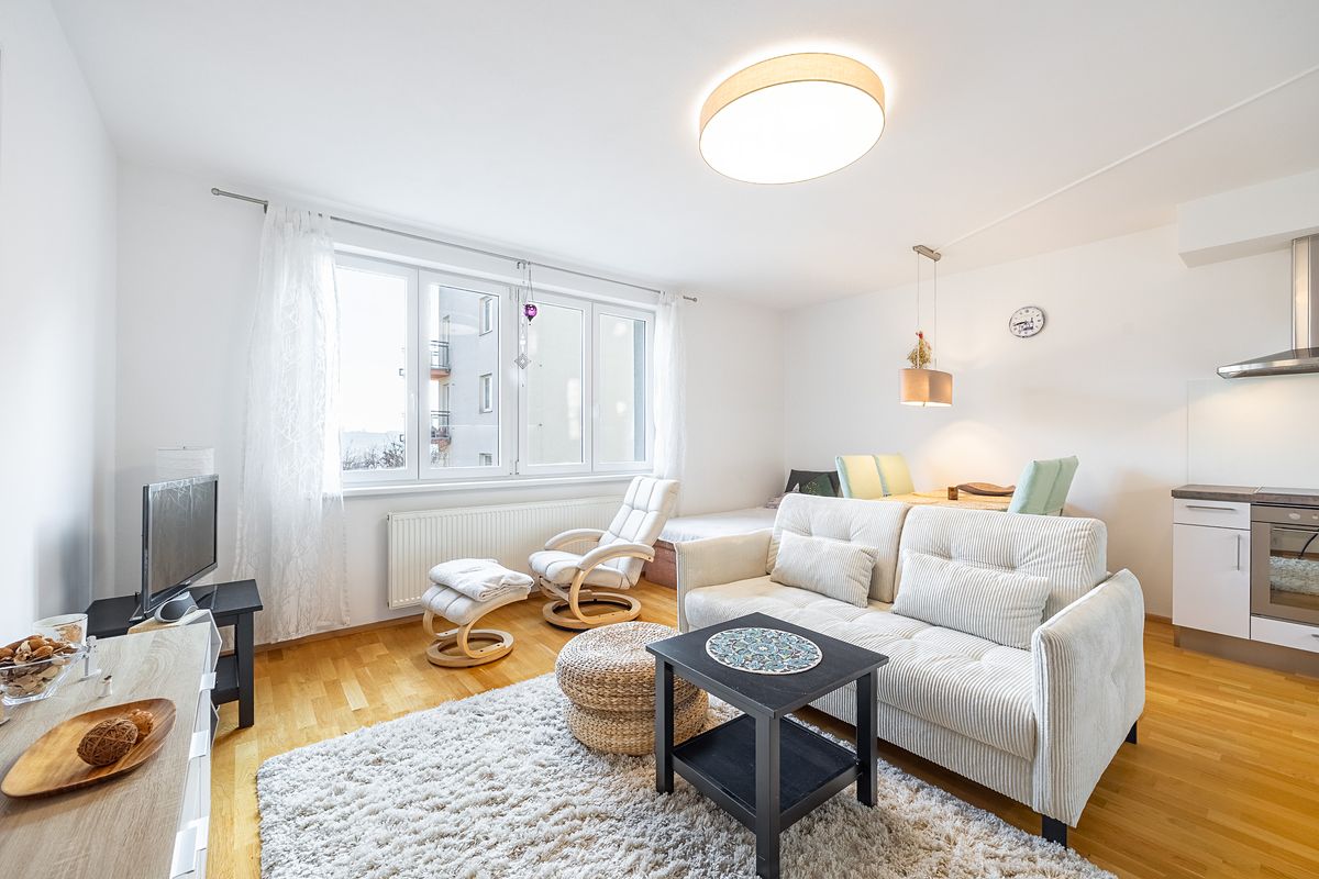 Prodej bytu 2+kk 63 m² (Jednopodlažní)