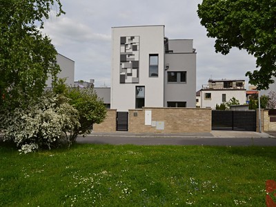 Prodej bytu 3+kk 74 m²