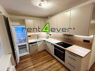 Pronájem bytu 2+1 56 m²