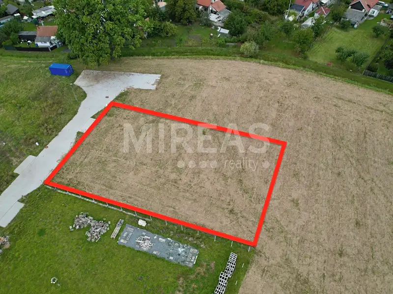Prodej stavebního pozemku 1148 m², Hořátev – náhled fotky 1