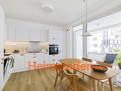 Pronájem bytu 3+kk 82 m²