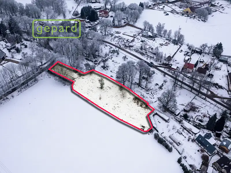 Prodej stavebního pozemku 3300 m², Dolní Nivy – náhled fotky 1