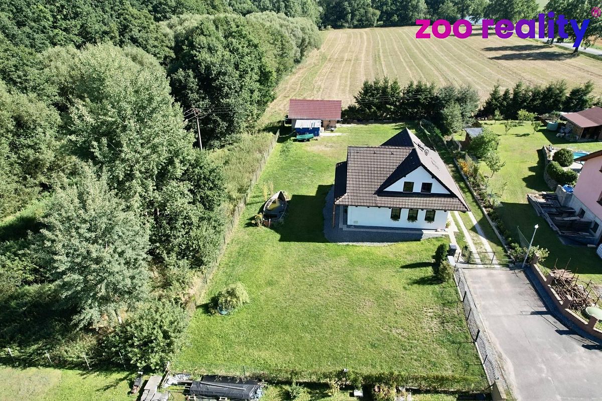 Prodej rodinného domu 145 m², pozemek 1434 m² – fotografie 2