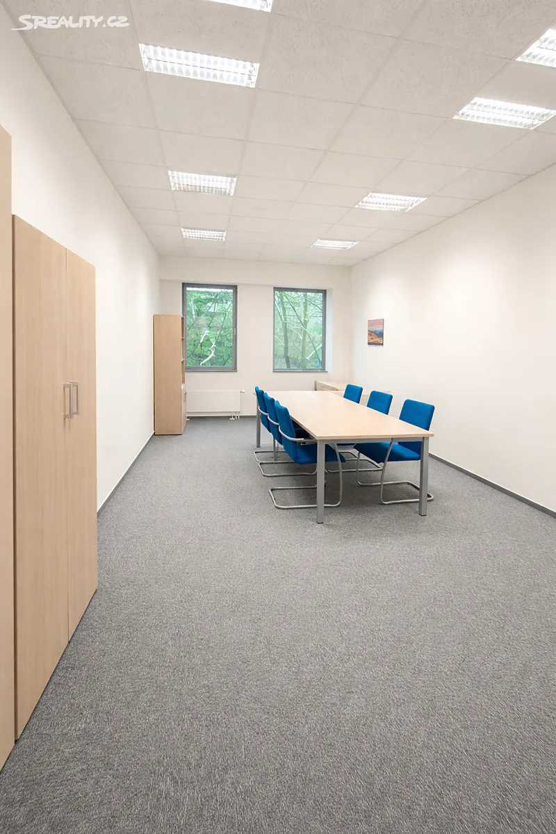 Pronájem kanceláře 26 m² – pohled 3
