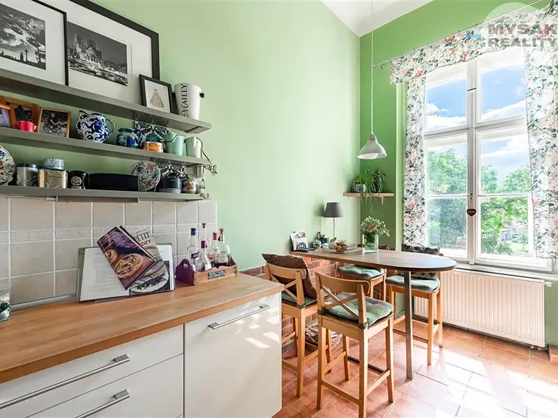 Prodej bytu 3+1 102 m², Praha – náhled fotky 2