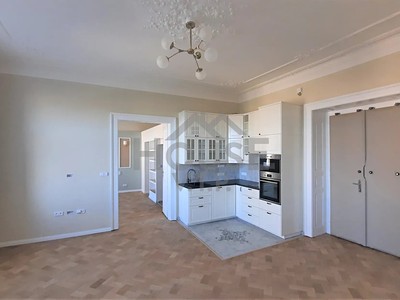 Pronájem bytu 2+kk 56 m² (Jednopodlažní)