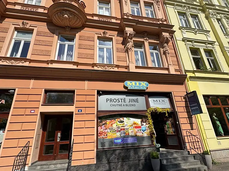 Prodej obchodního prostoru 89 m², Karlovy Vary – náhled fotky 1