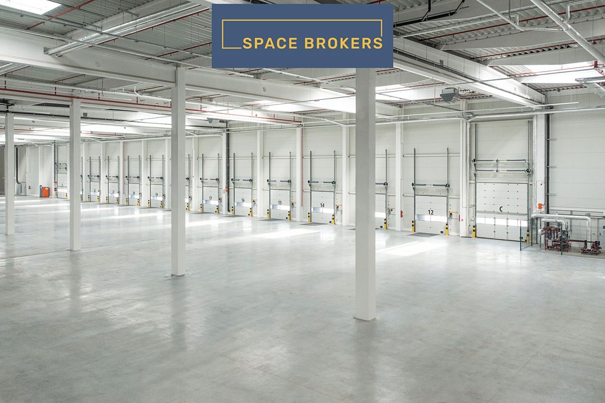 Pronájem skladového prostoru 1436 m² – fotografie 3