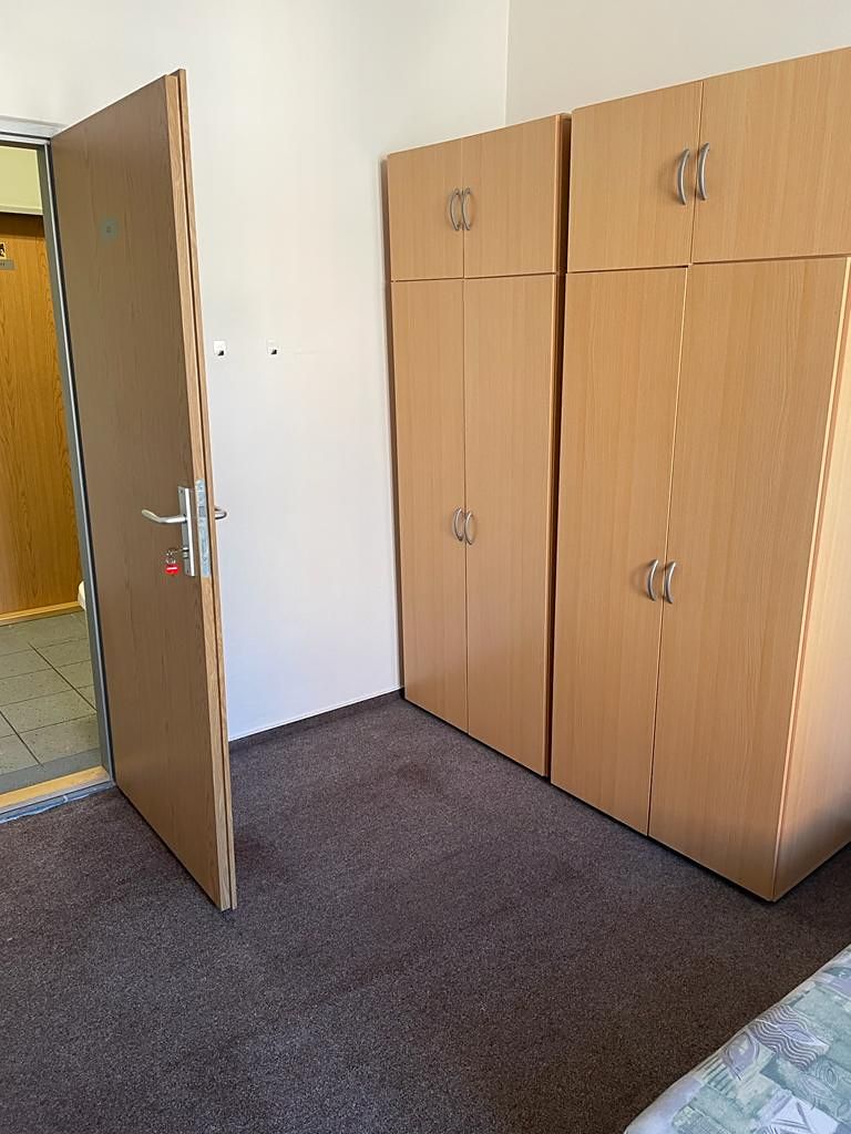 Pronájem bytu pokoje 15 m² – fotografie 3