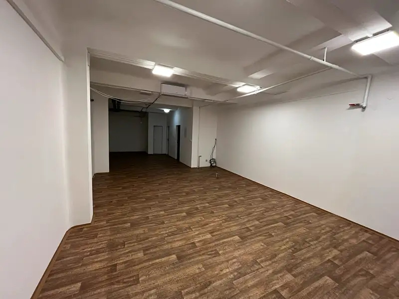 Pronájem obchodního prostoru 59 m², Polička – náhled fotky 2