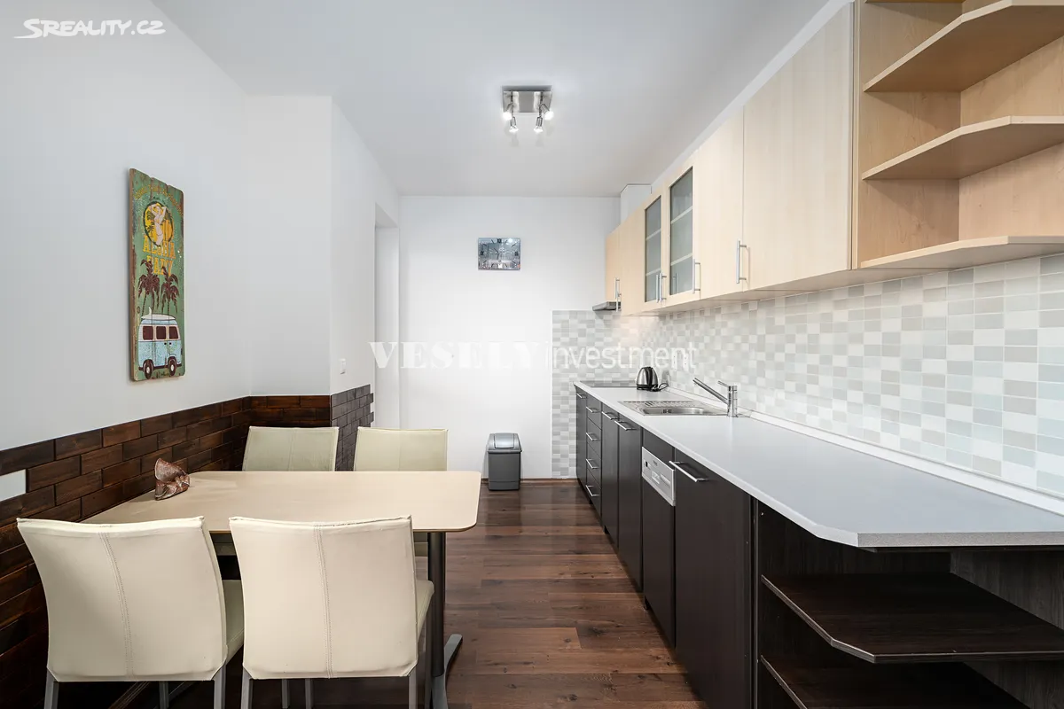 Prodej bytu 2+kk 62 m² – další