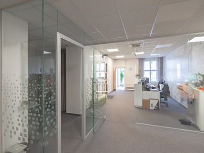 Pronájem kanceláře 227 m² — photo 4