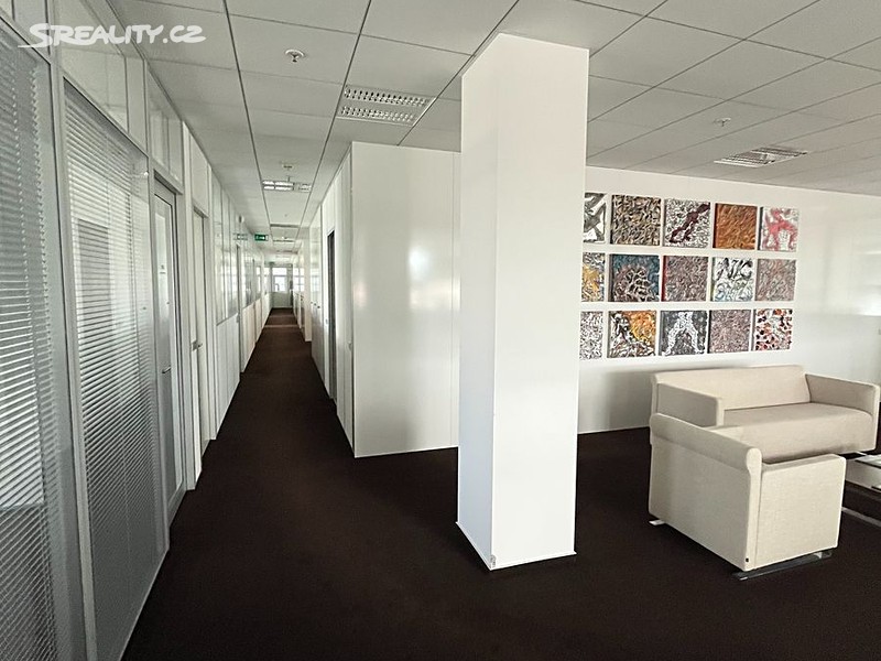 Pronájem kanceláře 936 m² – pohled 5