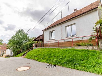 Prodej rodinného domu 100 m², pozemek 774 m²