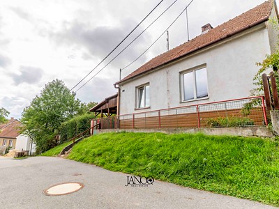 Prodej  rodinného domu 100 m², pozemek 774 m²
