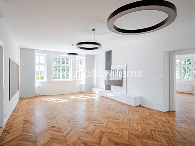 Pronájem bytu 3+1 137 m²